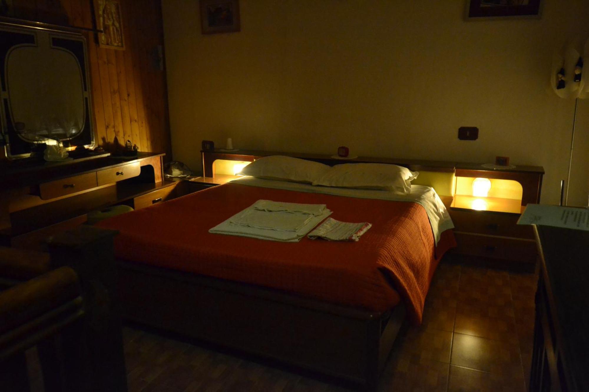 Casa Vacanze Mingos Lodio Di La Carpineta Bagian luar foto