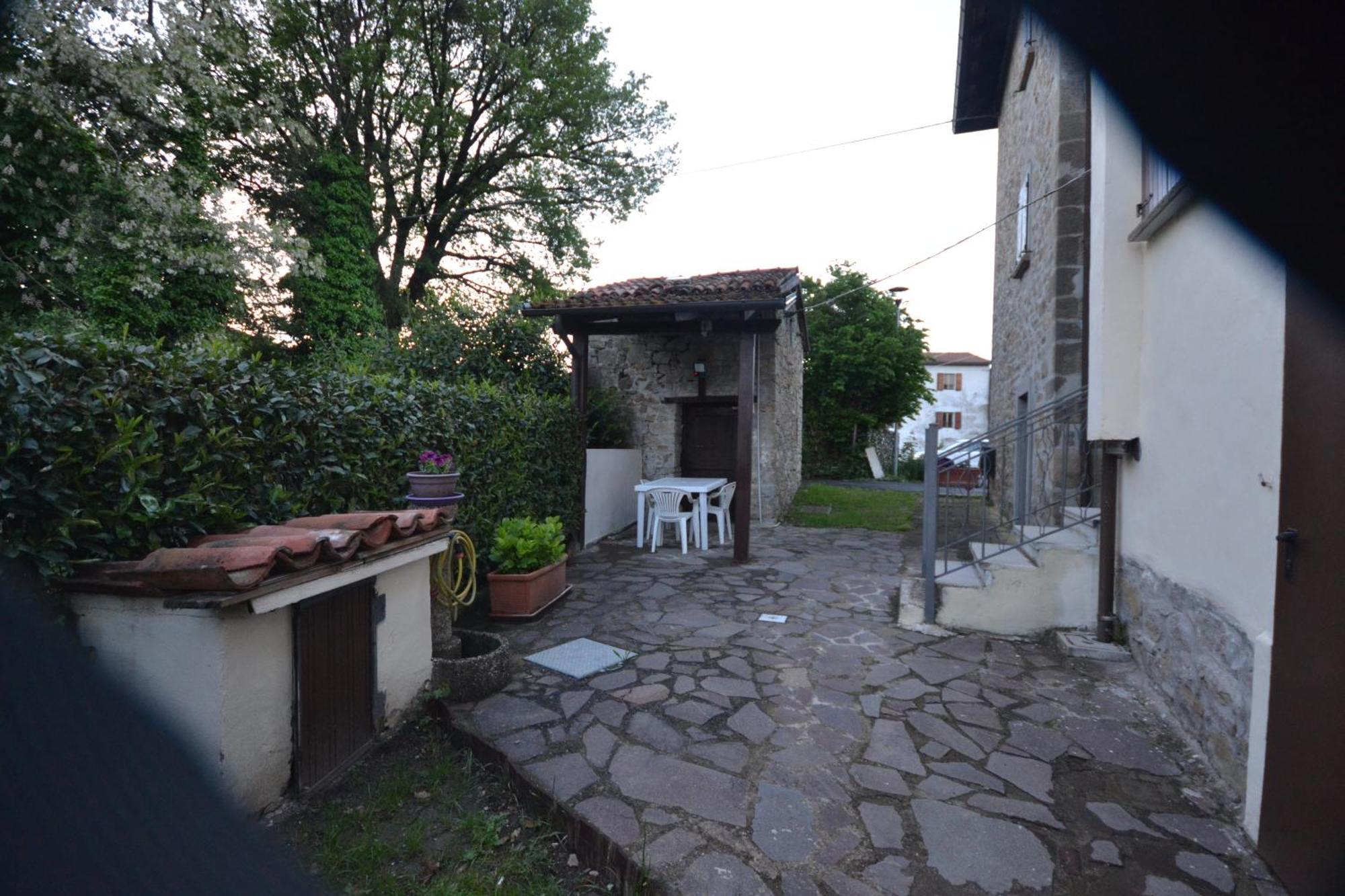 Casa Vacanze Mingos Lodio Di La Carpineta Bagian luar foto
